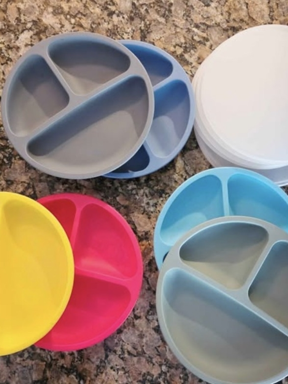 WeeSprout Suction Cup Silicone Plates - Multi-Color Set Of 6